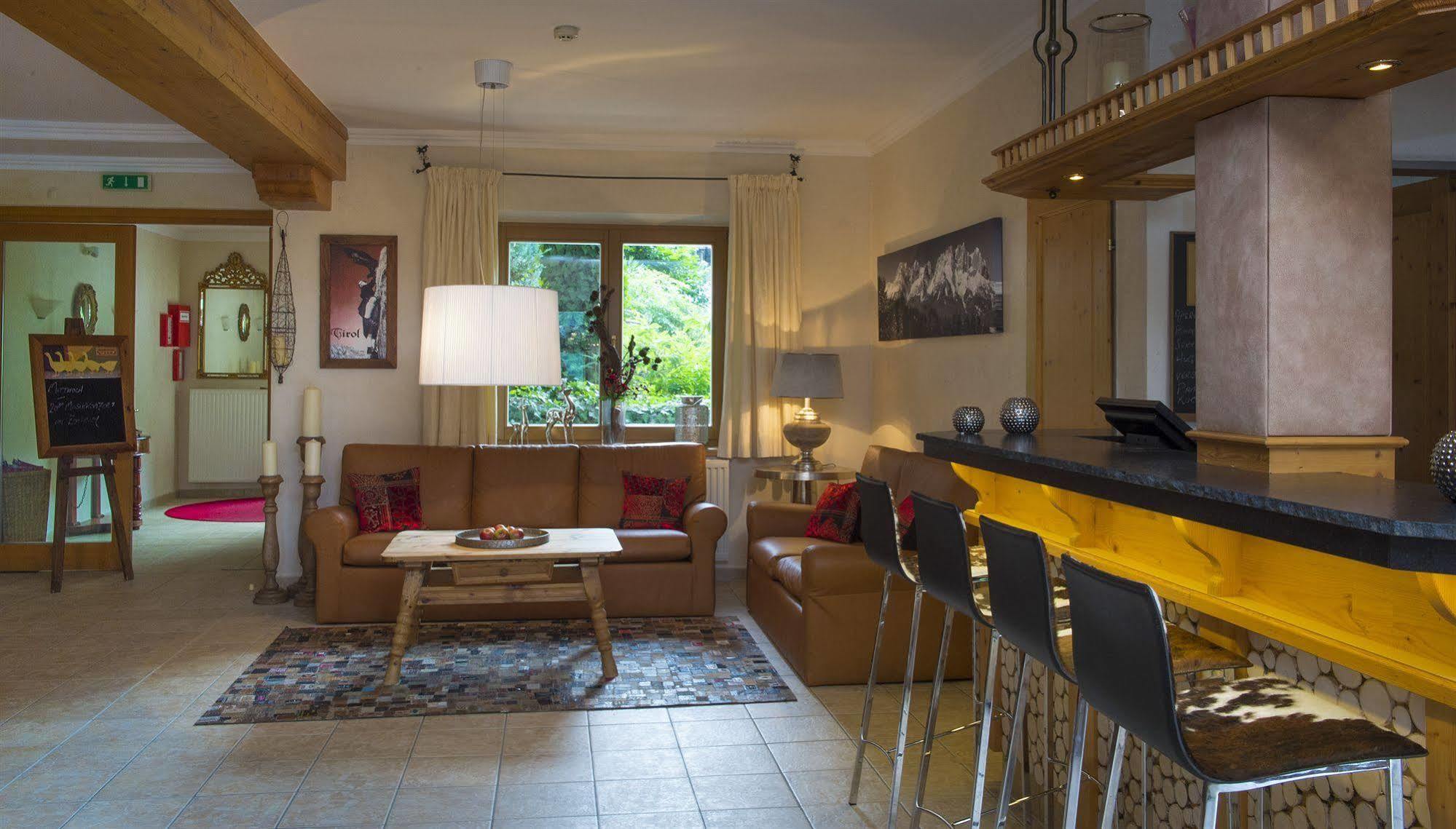 Ferienappartements Landhof Элльмау Экстерьер фото
