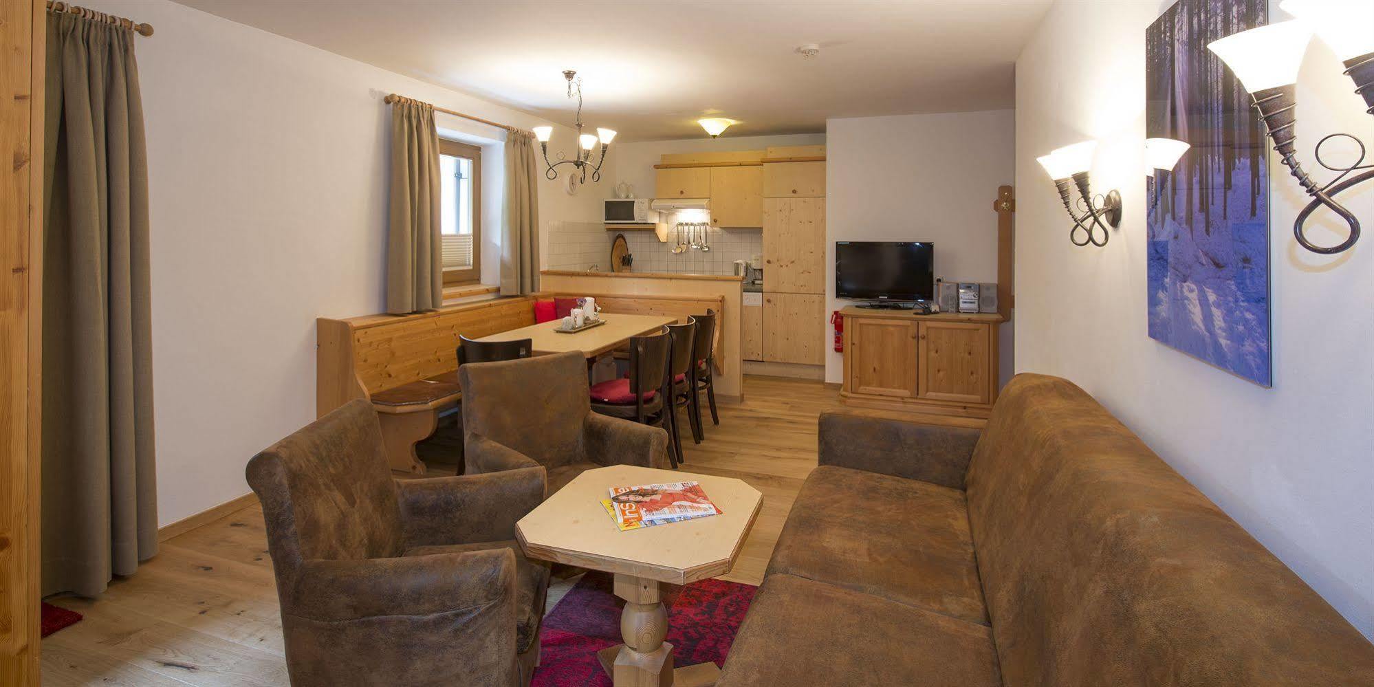 Ferienappartements Landhof Элльмау Экстерьер фото