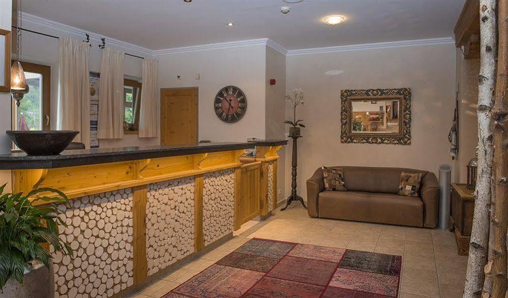 Ferienappartements Landhof Элльмау Экстерьер фото