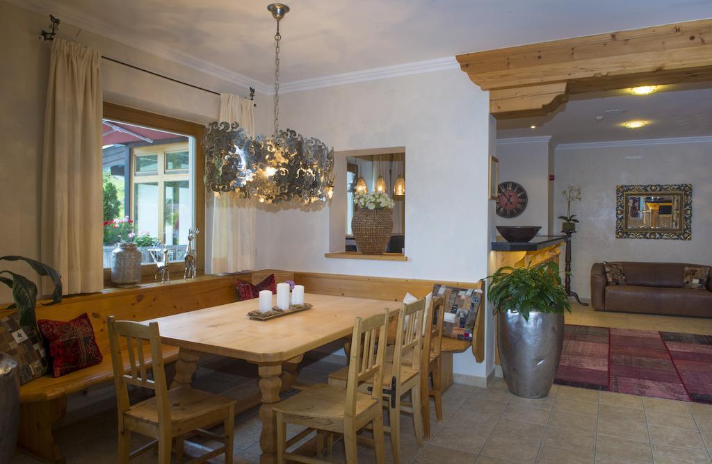 Ferienappartements Landhof Элльмау Экстерьер фото